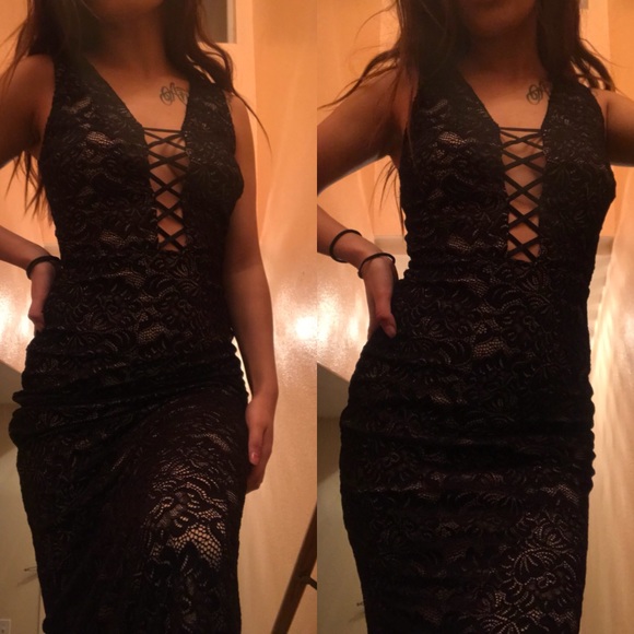 Black long prom dress - Picture 2 of 3